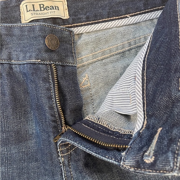 L.L. Bean women’s jeans - Picture 4 of 7